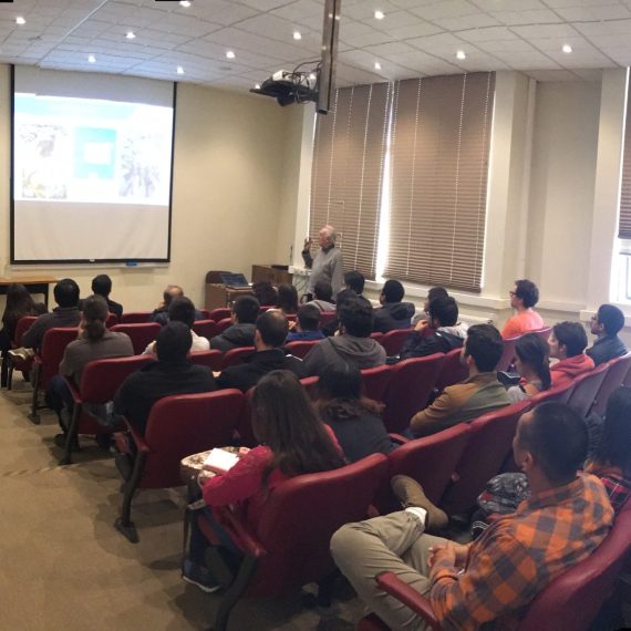 Ciclo de Charlas CRHIAM inicia con conferencia sobre agua en minería