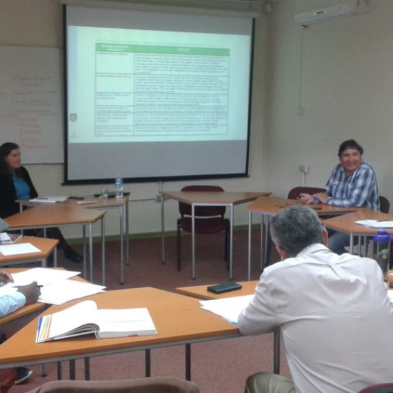 Taller de interdisciplina y sustentabilidad fue parte de la Escuela de Verano