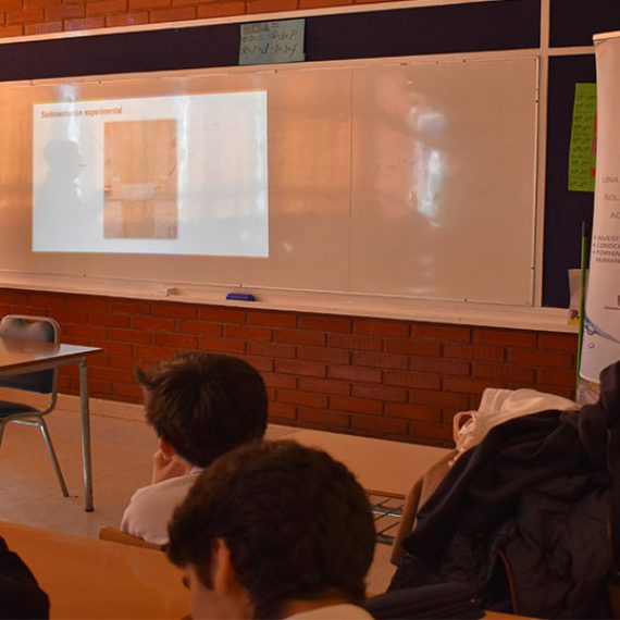 Integrantes de CRHIAM realizaron charlas a escolares de Los Ángeles