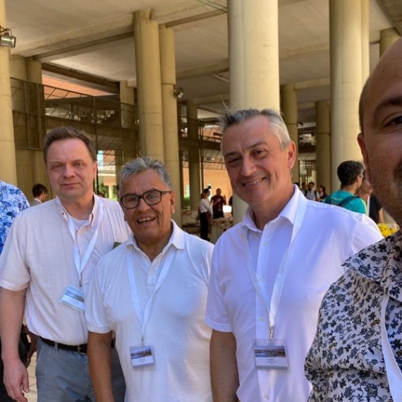 Investigador CRHIAM expuso en congreso internacional sobre problemas hiperbólicos
