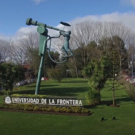 Investigadores CRHIAM-UFRO muestran sus trabajos de investigación