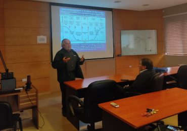 Destacado investigador del Instituto IMDEA visitó la UdeC con apoyo de CRHIAM