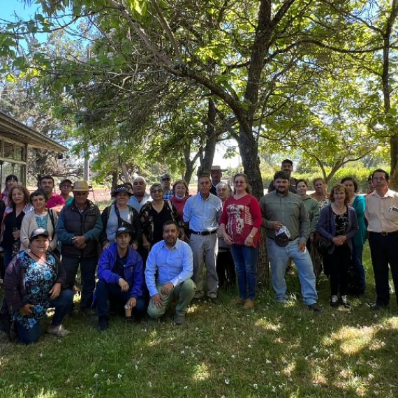 Pequeños agricultores fueron capacitados sobre riego tecnificado y realidad hídrica